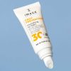 DAILY PREVENTION Kosteuttava huulivoide SPF 30